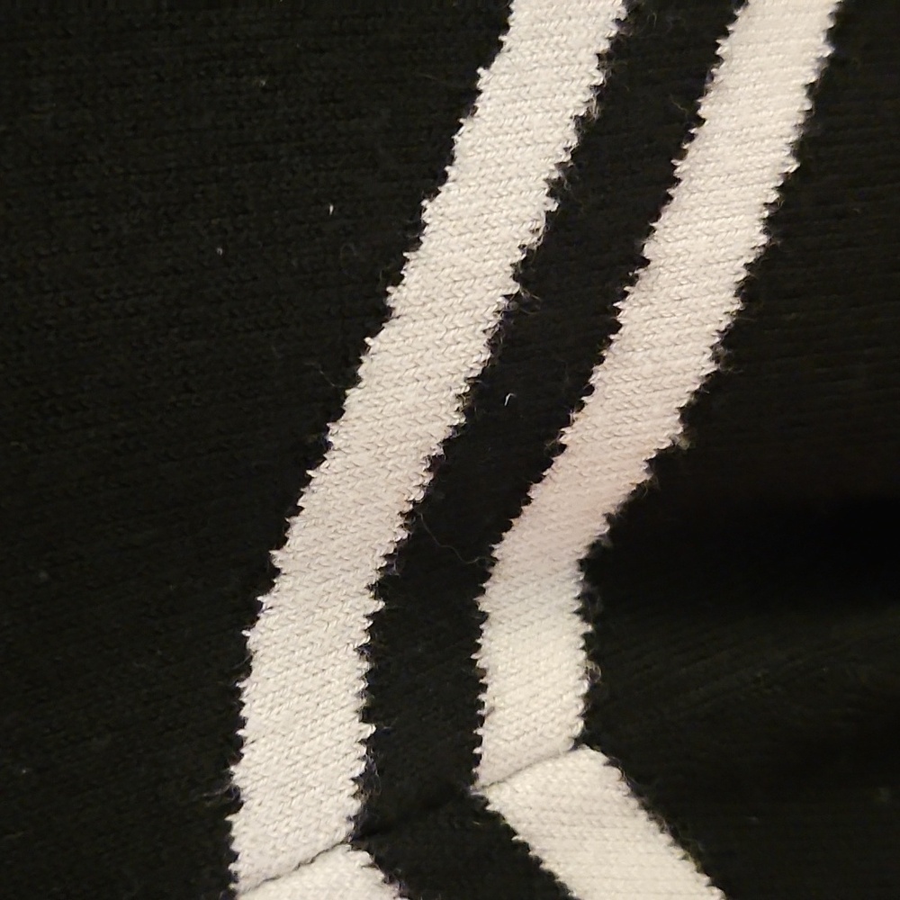 Embossed Chevron Sweater - Picture 7 of 8